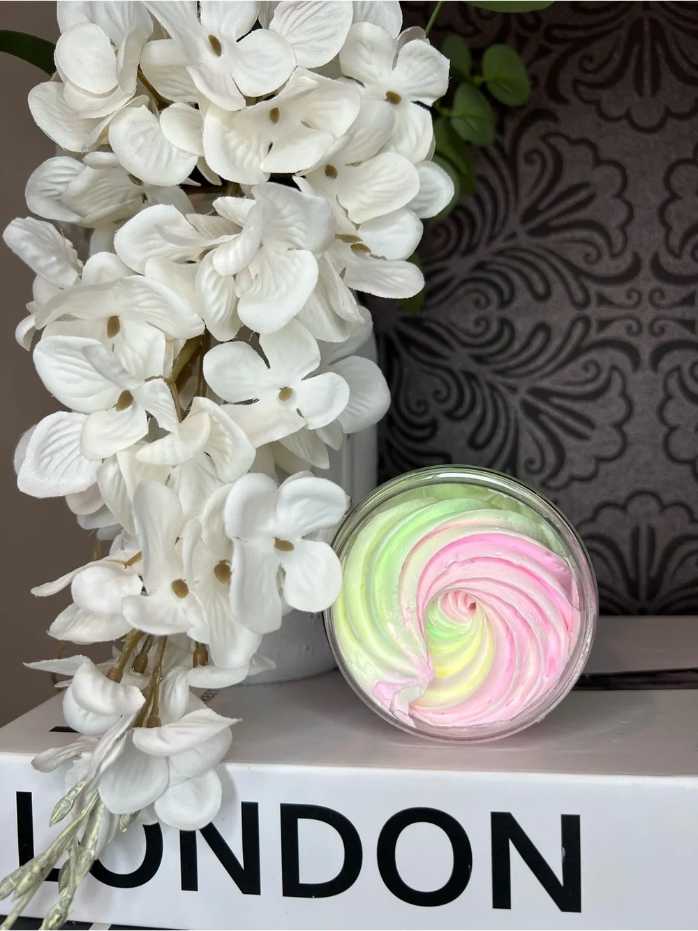 Whipped Foaming Soap - Kiwi & Strawberry Scent